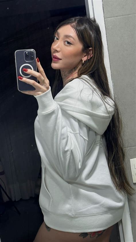 Emanuela Moscardini (@moscardiniema) .